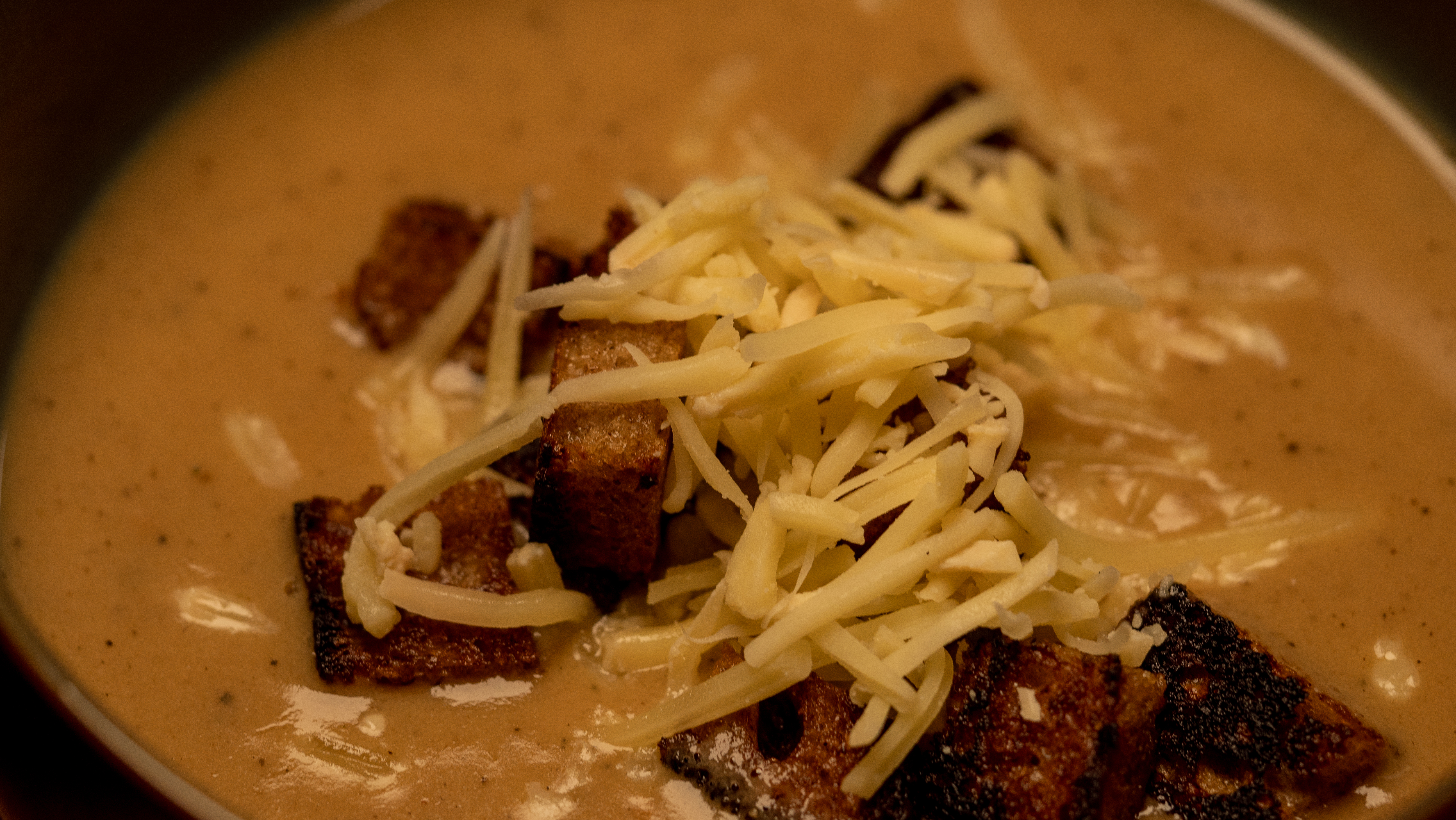 Biersuppe mit Bock- oder Rauchbier